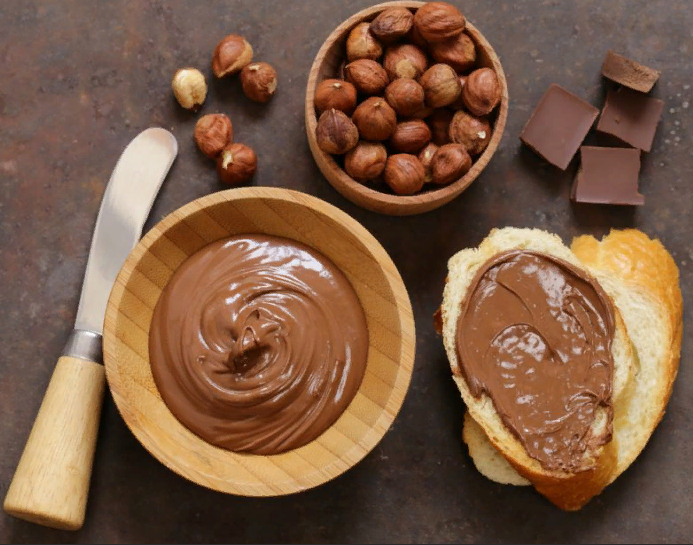 Энергетическая ценность на 100 грамм:  626 Ккал, Белки-6, Жиры-58, Углеводы-14 