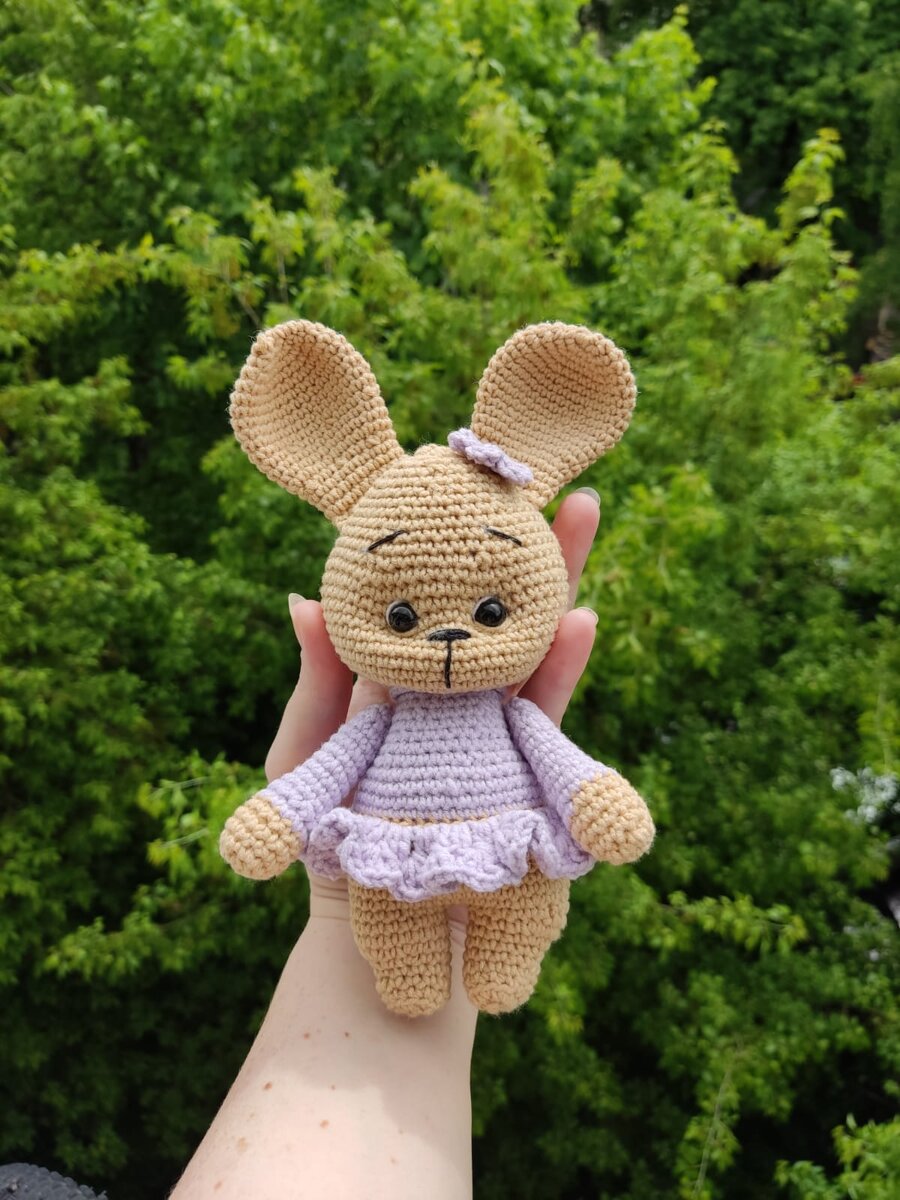 Милая зайка.