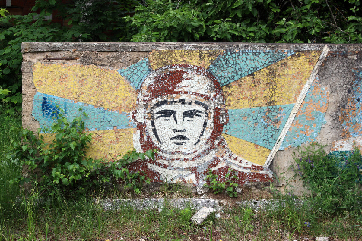 д. Новоселицы - военный городок графа Аракчеева, а также мемориал,  посещаемый Леонидом Кучмой. Изучаем артефакты под Великим Новгородом | Олег  Еверзов | Дзен