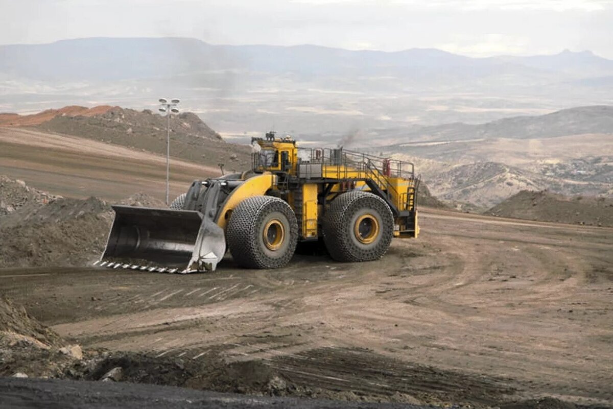 Earth moving vehicles