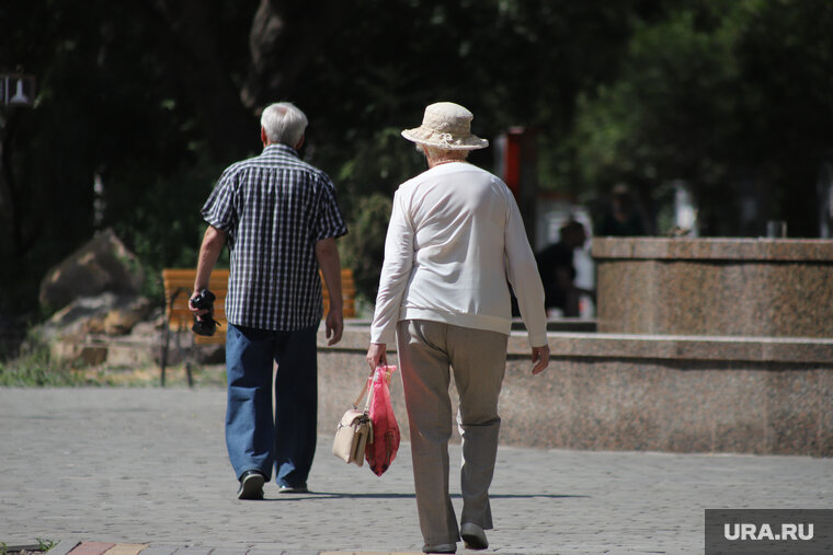    Законопроект предусматривает повышение пенсионного возраста для ряда руководителей ведомств