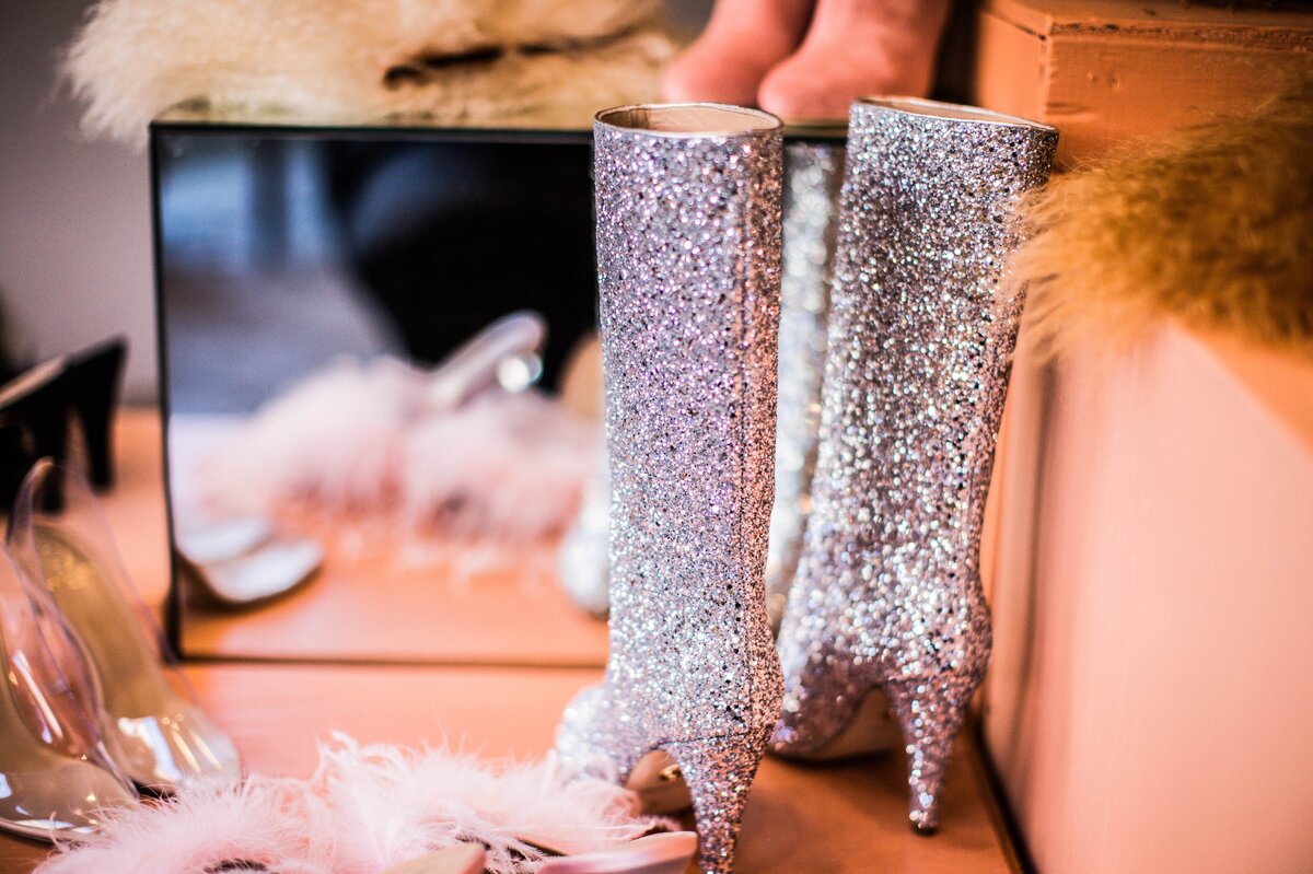     Блестящее решение! 10 платьев, брюк и других вещей в пайетках и стразах - идеи для новогоднего образа