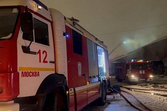    Количество жертв пожара на цветочном складе в центре Москвы возросло до восьми: названа предварительная причина ЧП