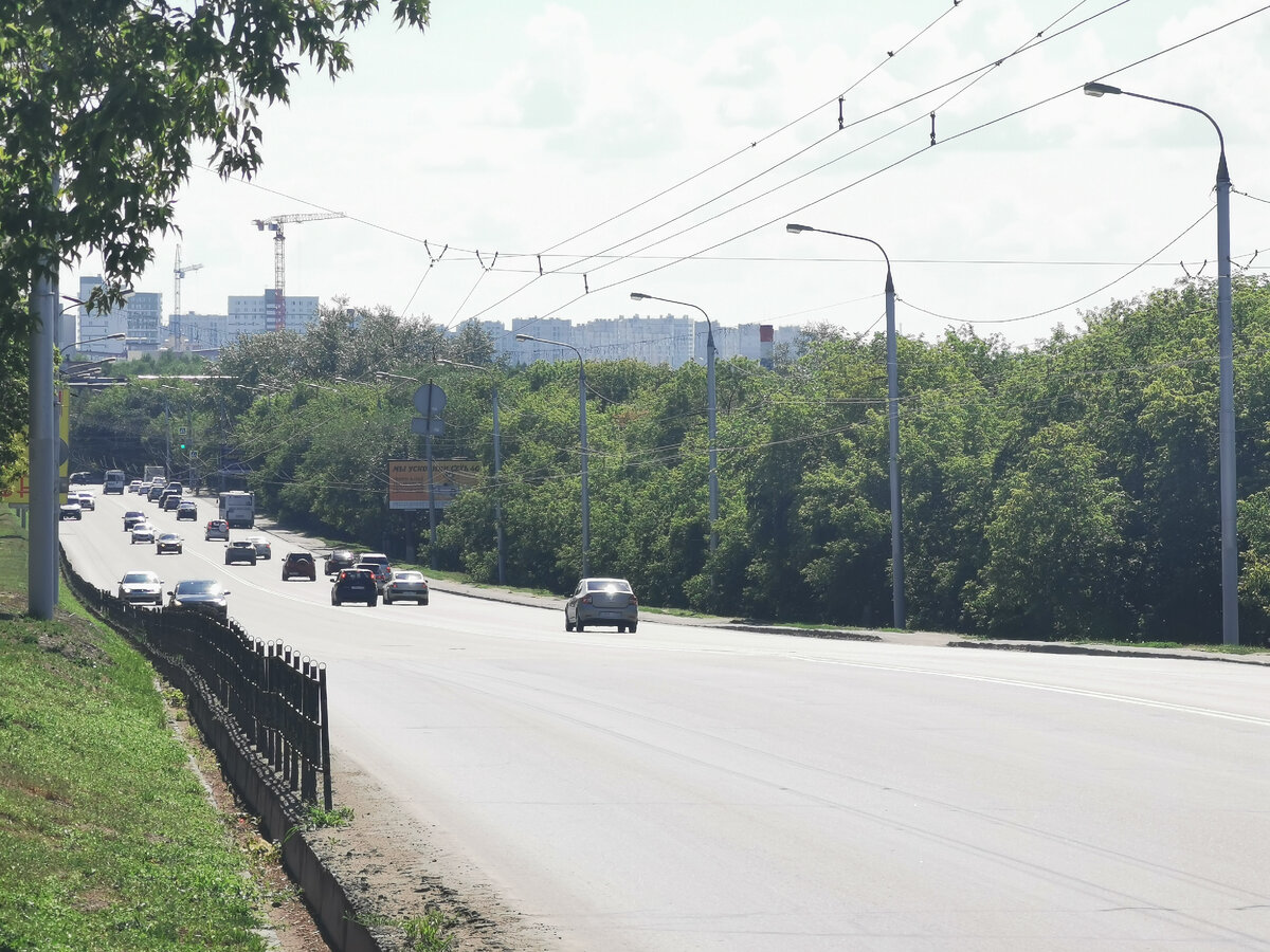 ул. Красный Путь, недалеко от развязки с ул. Заозерной (телецентр)