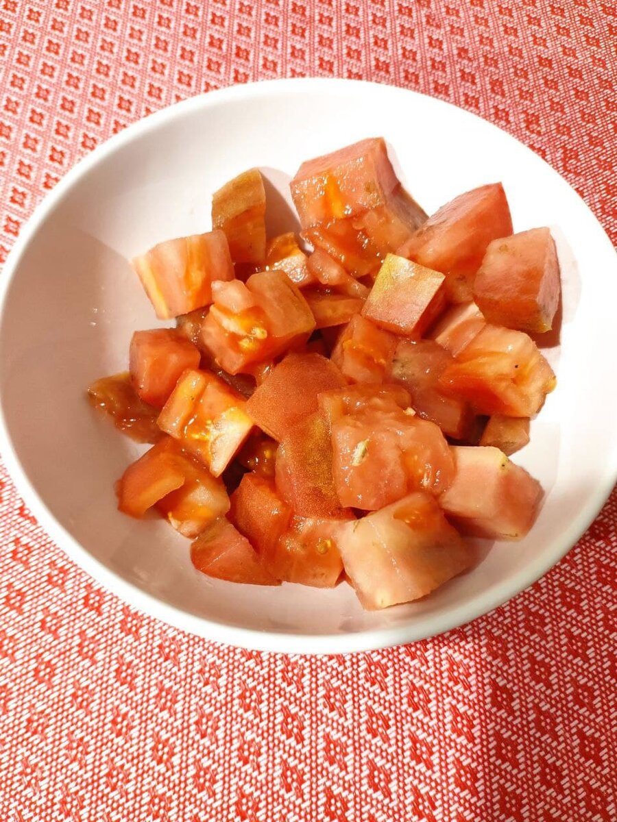 Тоже кубиком и не мелко
