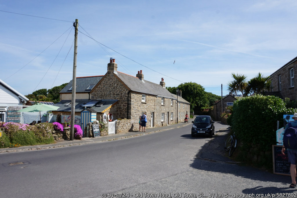 Old town road official movie. роад таун. Lil nas x ковбой. надпись old town. Lil nas x old town road.