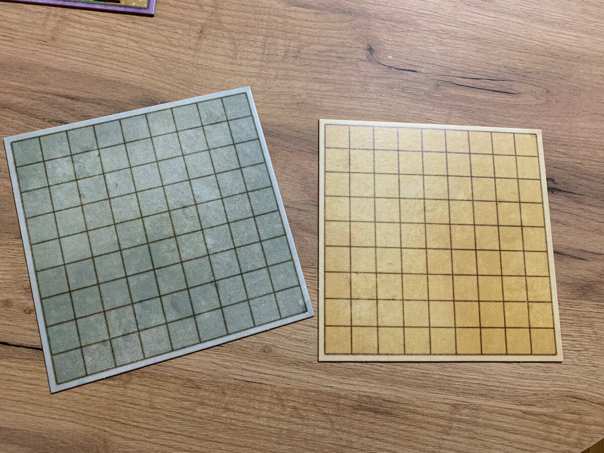 ......серо-жёлто-зеленых....