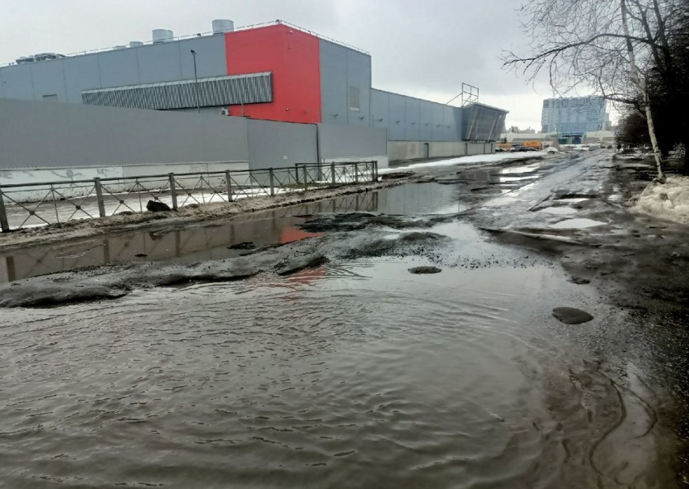 Затопленная Ситцевая улица. Источник: ТГ-канал М. Шишкиной, прислано местным жителем