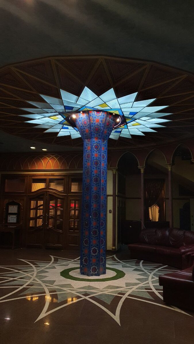 Не забывайте подписываться на мой канал и ставить лайк. Я часто рассказываю об интересных местах в Санкт-Петербурге и делюсь шикарными маршрутами по всей России