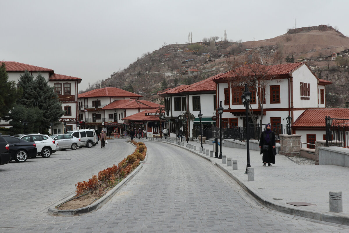 Анкара. Нетурическая столица очень туристической страны. Что тут посмотреть?