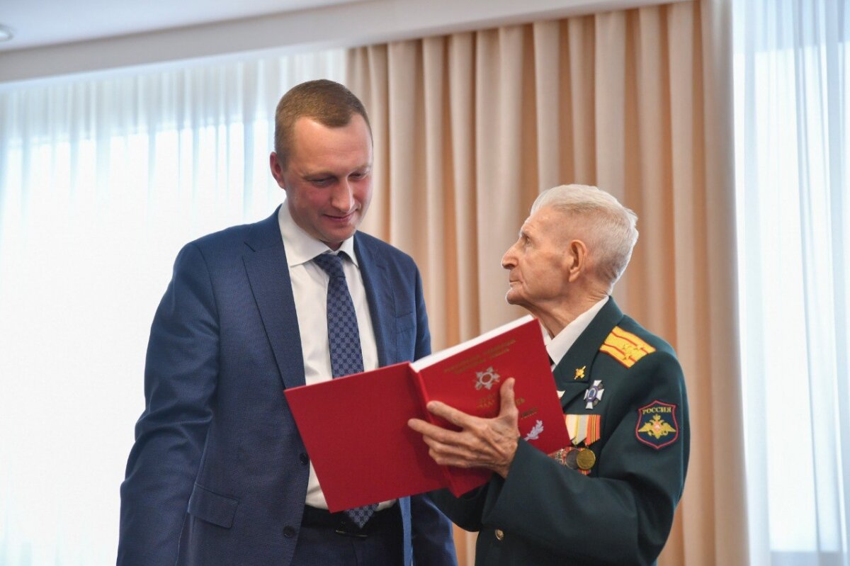    Бусаргин встретился с главным редактором Книги Памяти Новости Саратова и области – Сетевое издание «Репортер64»
