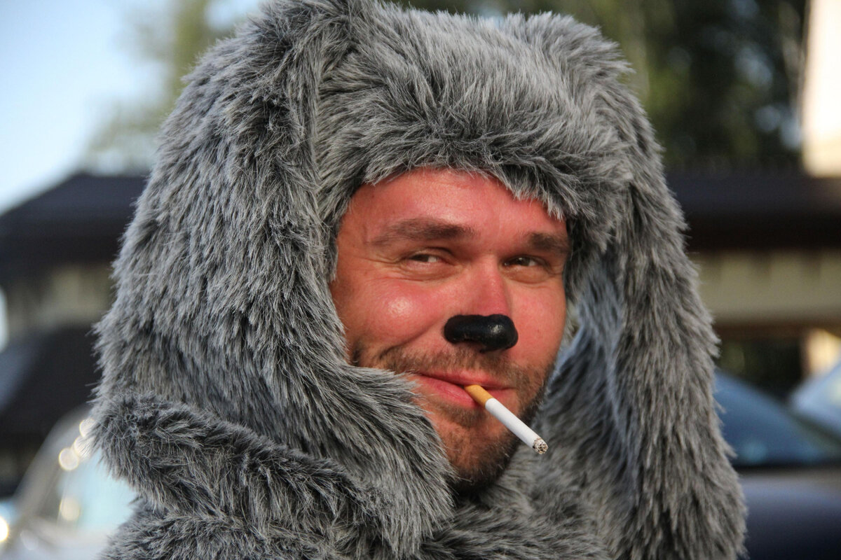 Максим Аверин в сериале "Чарли".