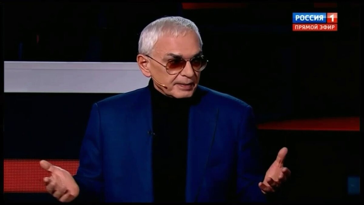 Шахназаров, конечно, человек умный и авторитетный. Прислушаемся к его мнению, но сделаем свои выводы. Фото Яндекс.Картинки. 