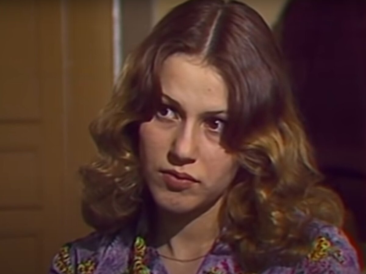 Анна Каменкова в фильме "Следствие ведут Знатоки - До третьего выстрела"