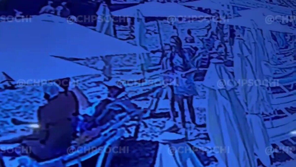Видео chpsochi и Кубань 24. Момент подхода девочек к отдыхающим