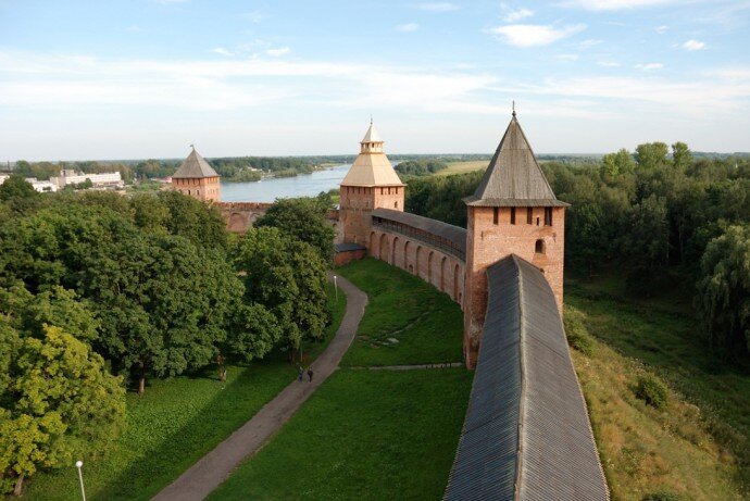 Новгородский кремль. Фото: nesiditsa.ru