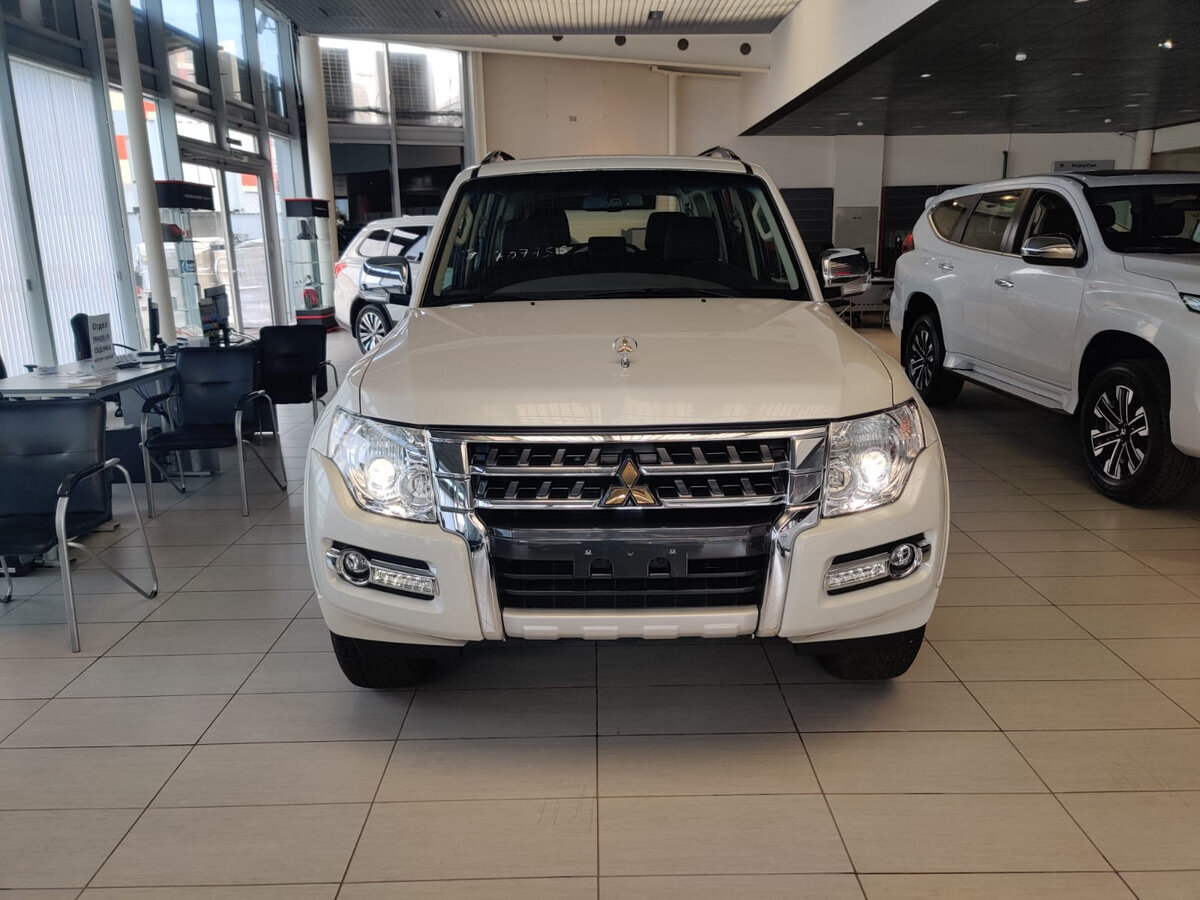 Mitsubishi Pajero. Источник иллюстрации - auto.ru