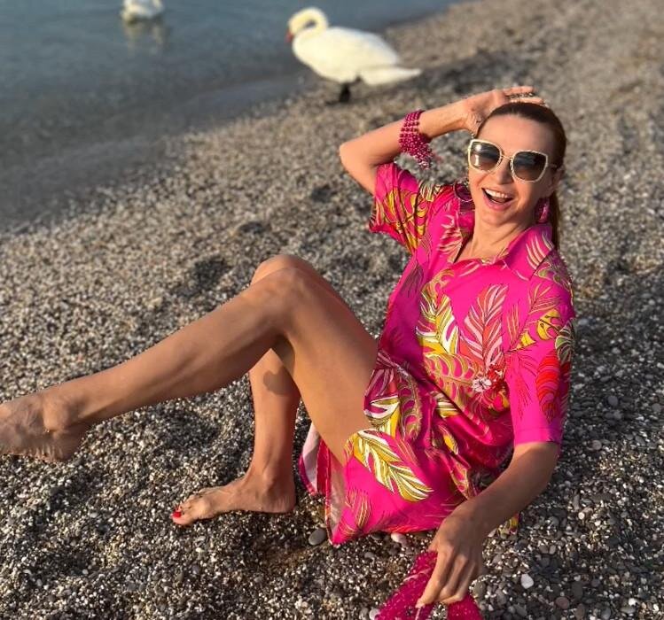    Эвелина Бледанс старается не афишировать свою личную жизнь после расставания с супругом Александром Семиным