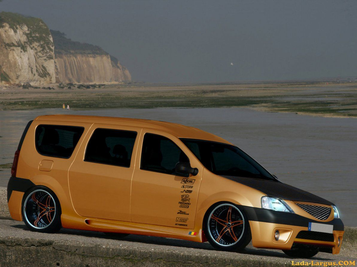 Семейный автомобиль. Фото с сайта dvd-avto.ru