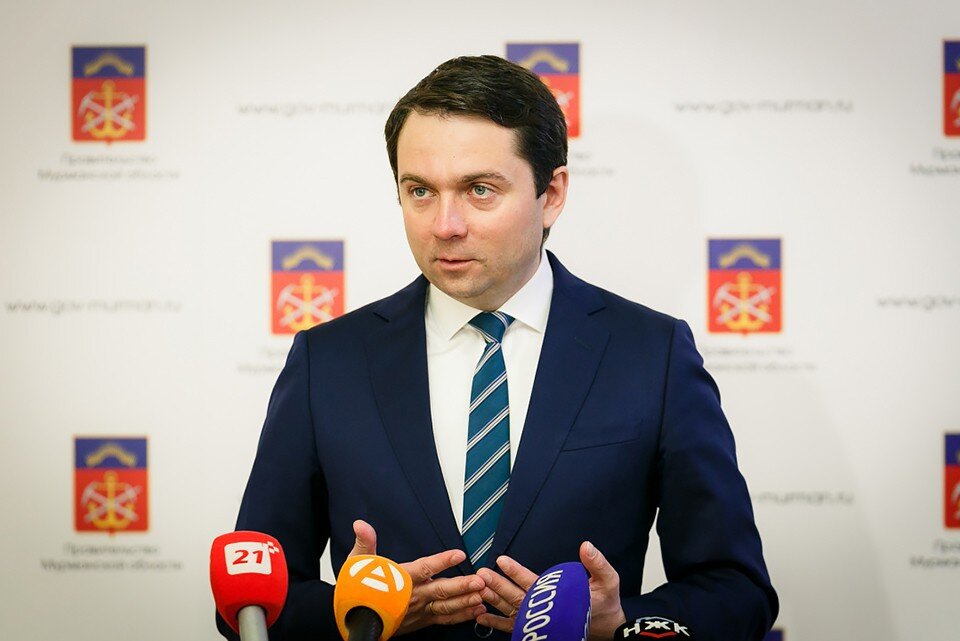     Андрей Чибис сообщил о кадровых изменениях в правительстве Мурманской области. Фото: Правительство Мурманской области / Дмитрий Дубов