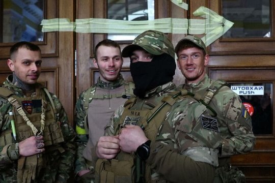 Группа иностранных наемников в Киеве