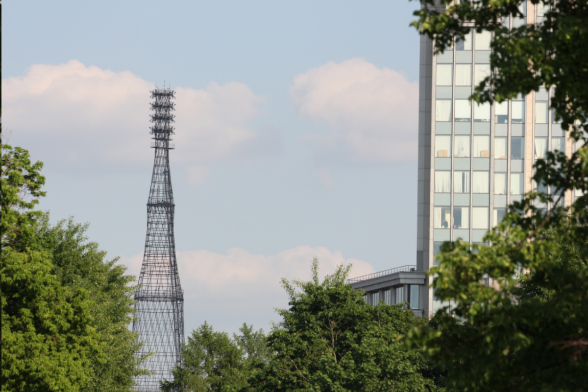 Шуховская красавица на Шаболовке в Москве. 2014 год.