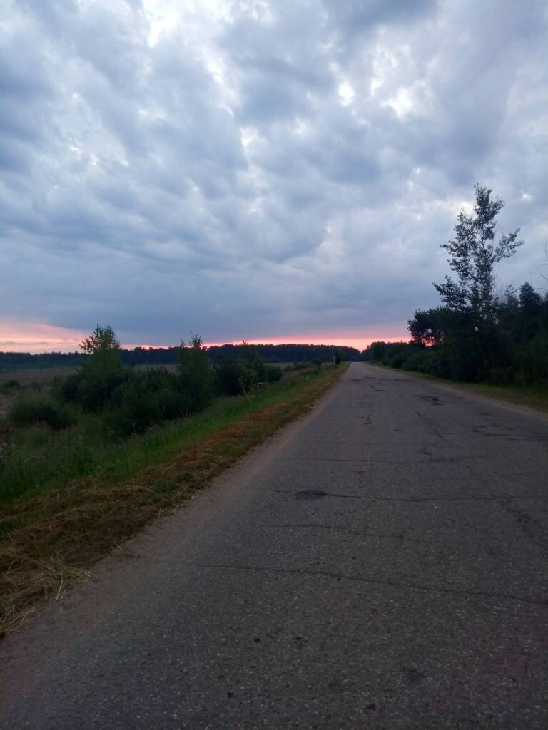 Конечно, кофей я не так рано кушал. Это я вышел на рассвет полюбоваться.