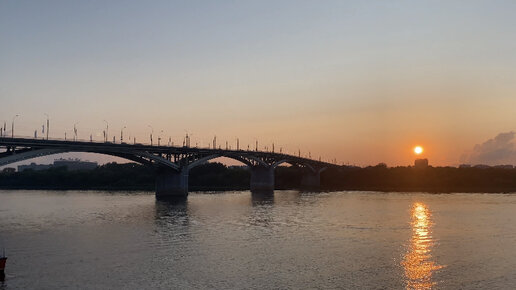 Красивый закат в Нижнем Новгороде