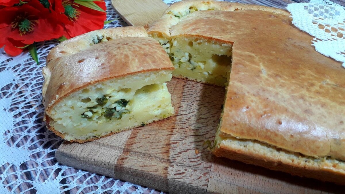 Как испечь заливной пирог в духовке. Пирожки с яйцом и луком. Заливное тесто для пирога. Заливной пирог с яйцом и зеленым луком