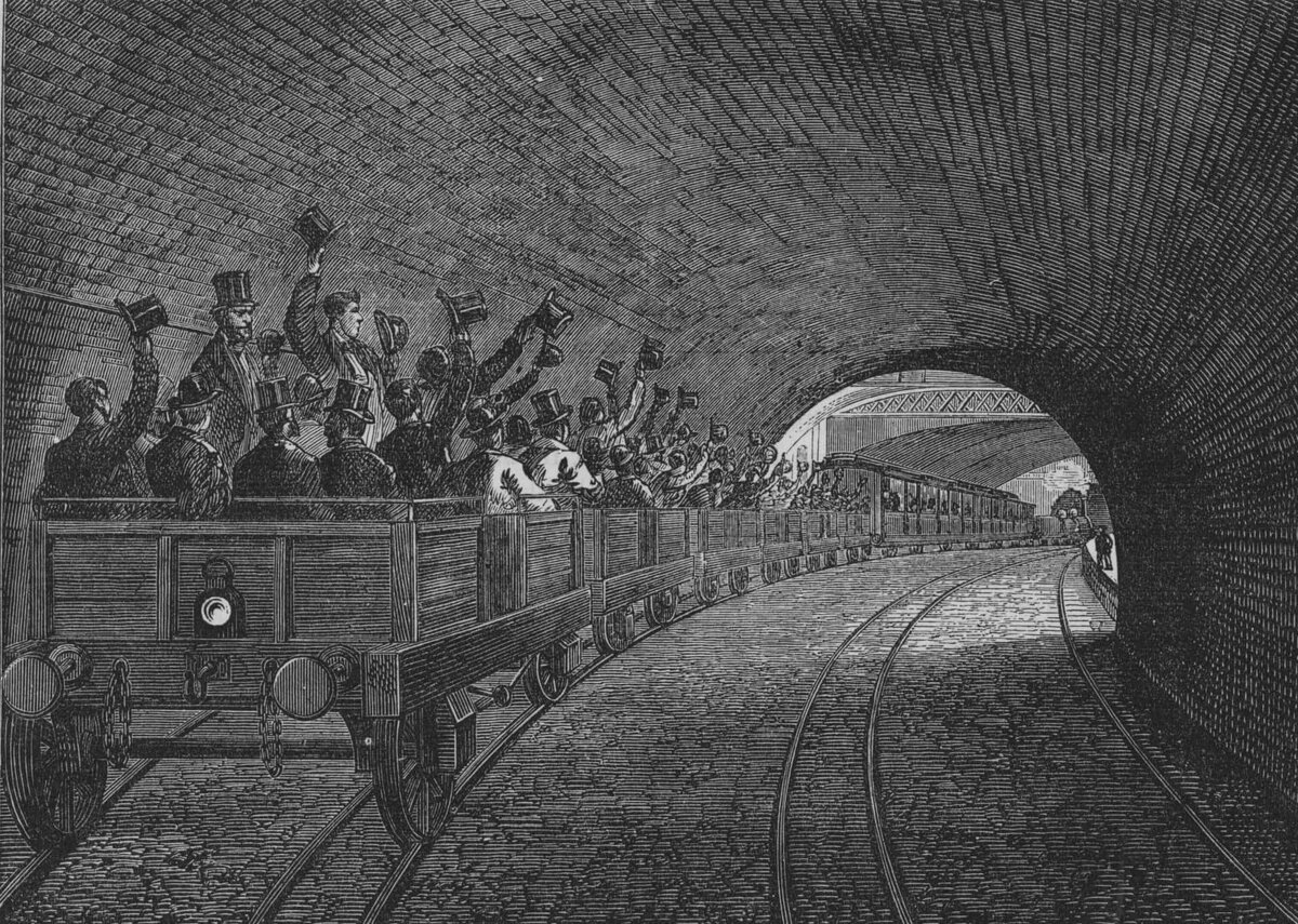 Первая линия метро в Лондоне 1863. 10 Января 1863 года в Лондоне открылась первая линия метрополитена. Метро в Лондоне 1863. 1863 Год первая линия метро Лондон. Железная дорога открылась