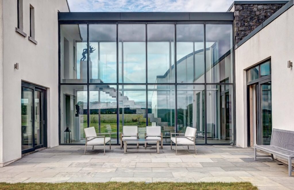 5 видов остекления фасадов