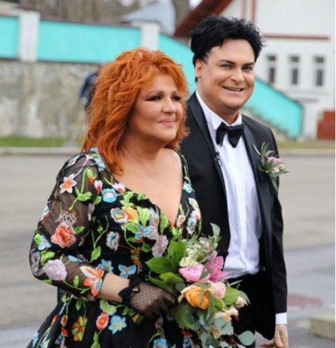 Юлиан певец биография личная жизнь жена дети