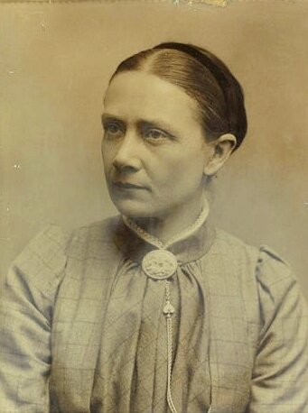 Кристиана Констатин-Хансен