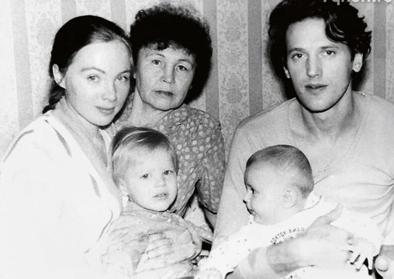 Биография актрисы марины яковлевой личная жизнь Марине Яковлевой - 63. Развод с Ростоцким по совету псевдоподруги, брак со Сторо