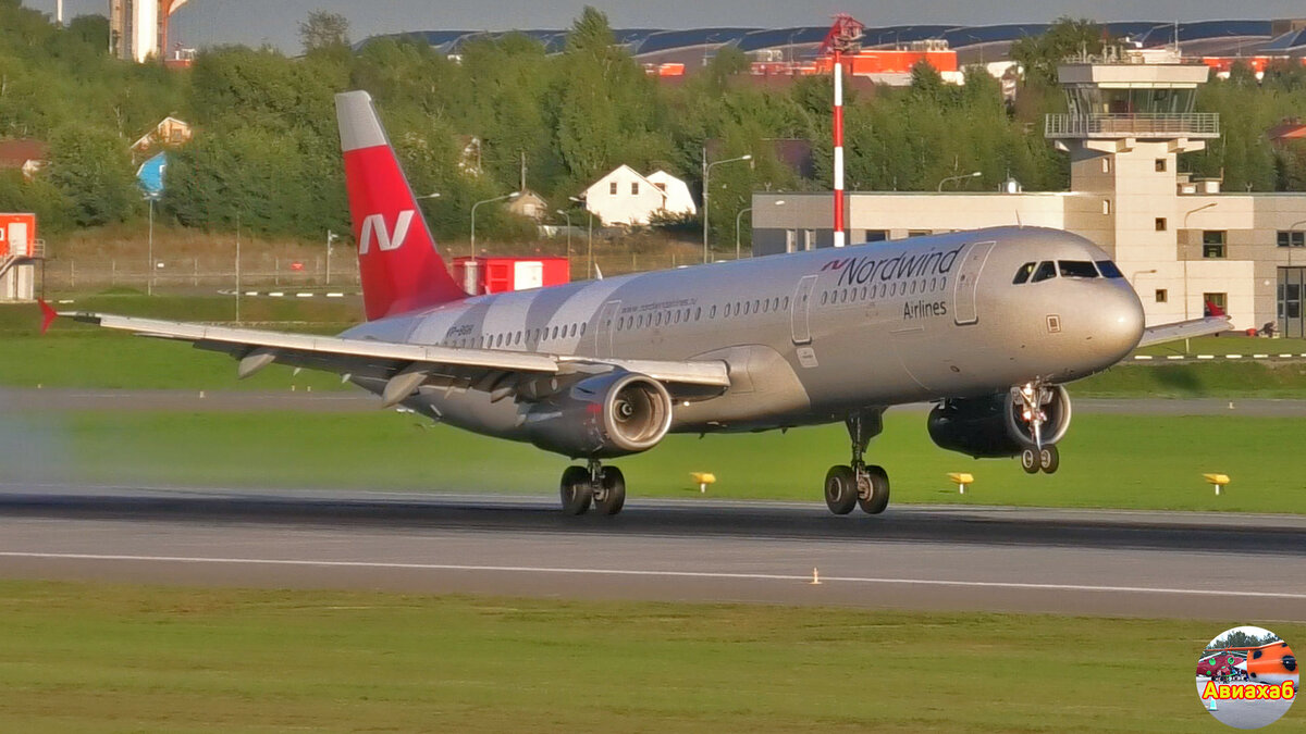 Aibrus A321 российской авиакомпании Nordwind. Посадка в Шереметьево