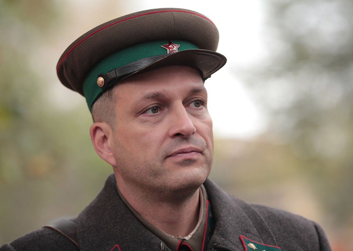 рокотов в военное время. по законам военного времени 5. рокотов в военное время. евгений воловенко по законам военного времени 4. иван рокотов сериал.