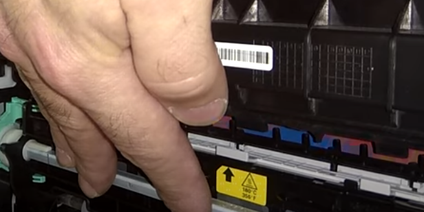 Нанесение синего цвета