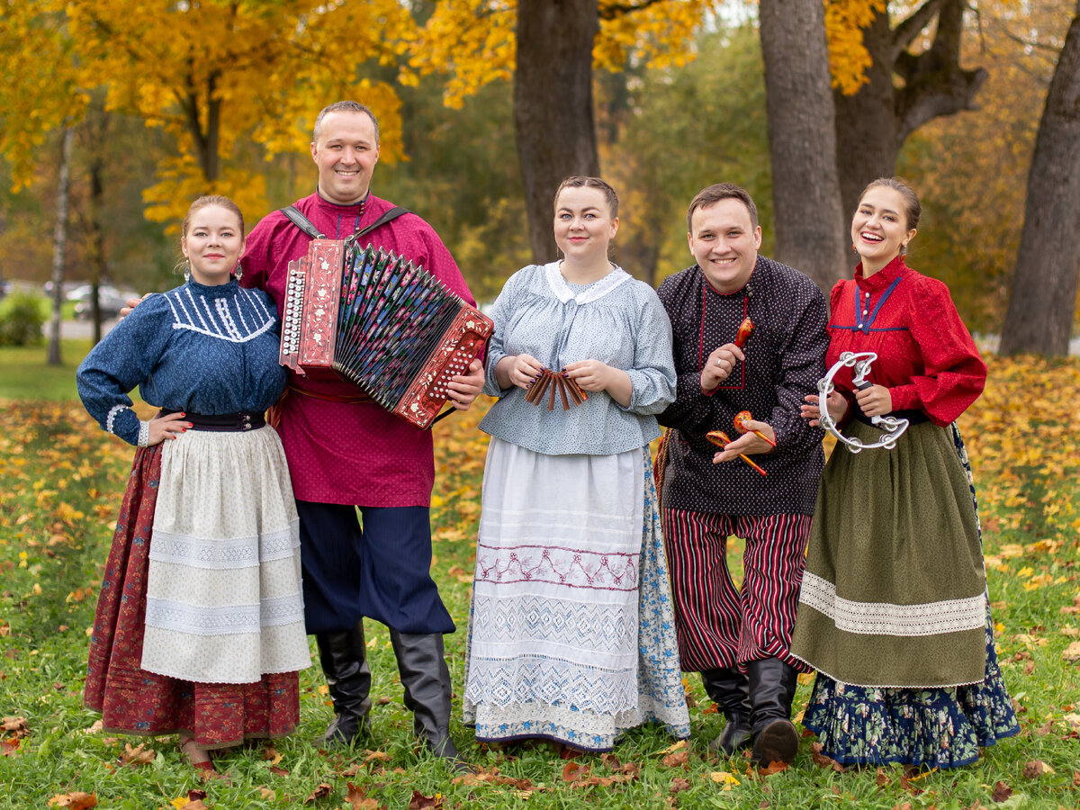 Ансамбль "Пташица" в Сибирских костюмах | Песни под гармонь