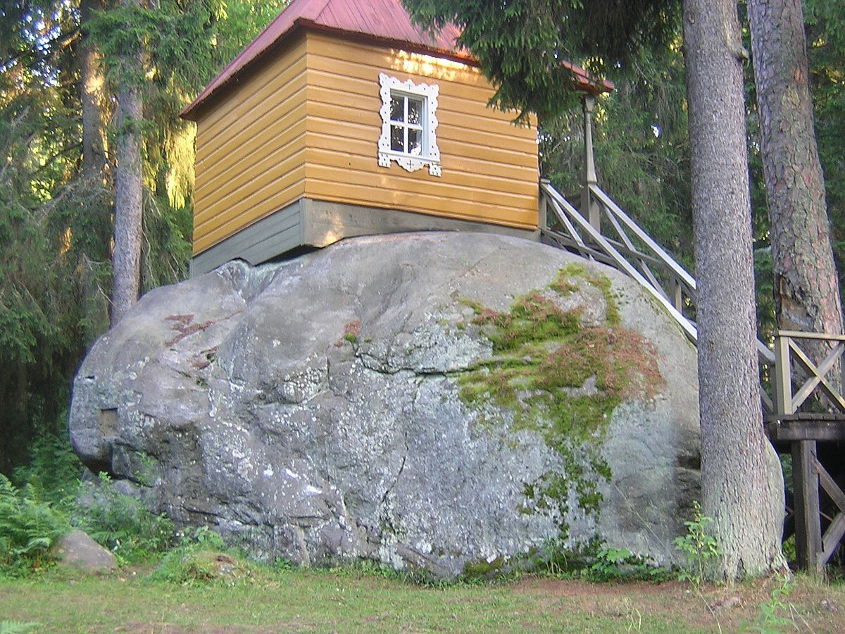Конь-Камень. Скачано из Интернета