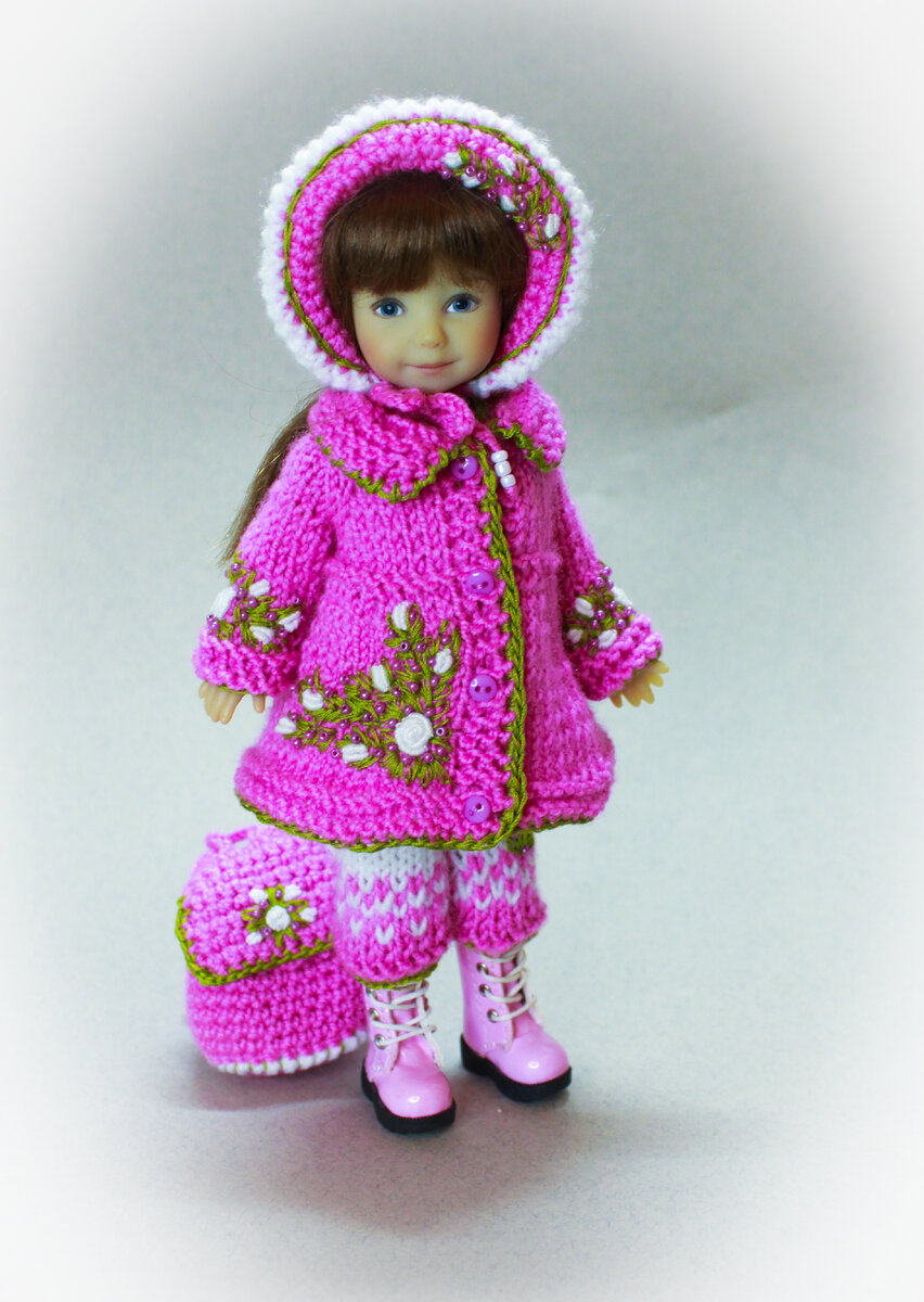 Маришка Роза в розовом и с розами. Фото и работа автора