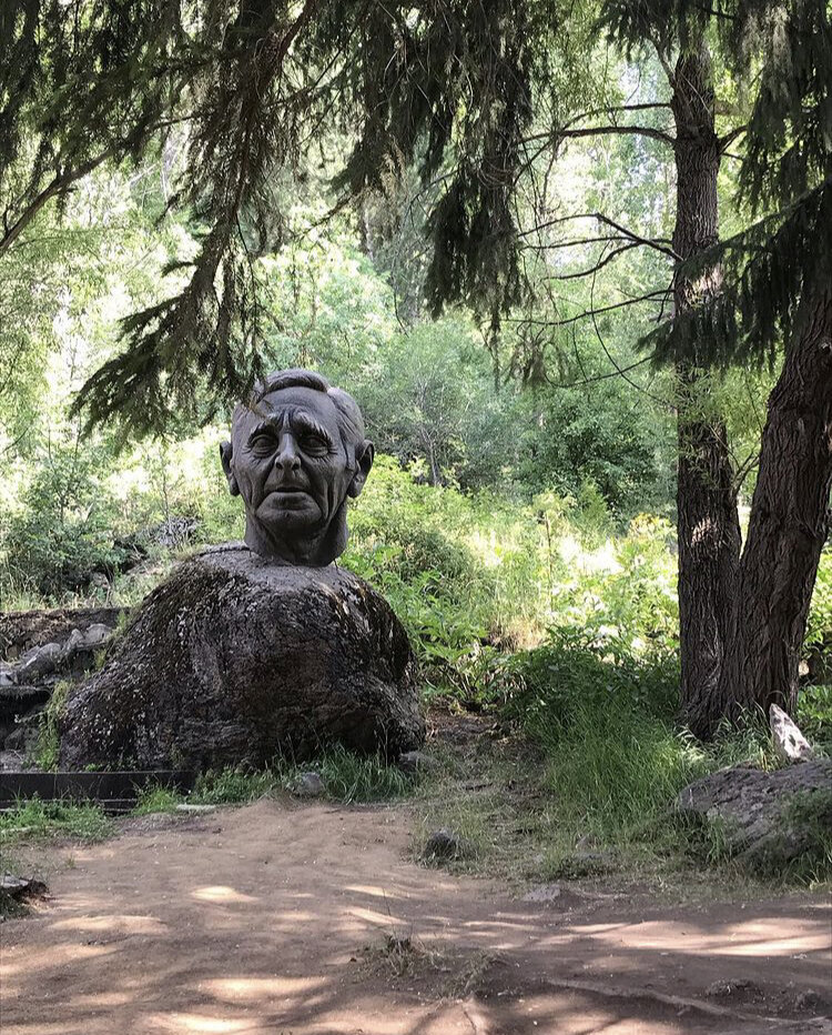 Окрестности г.Джермук