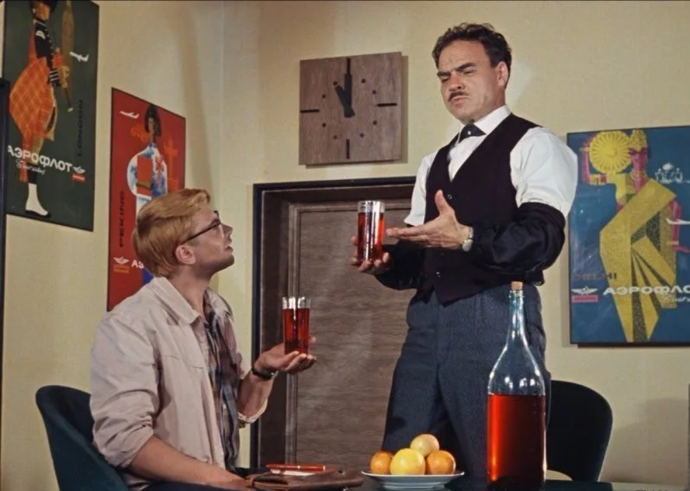 Так выпьем за то, чтобы наши желания всегда совпадали с нашими возможностями! 