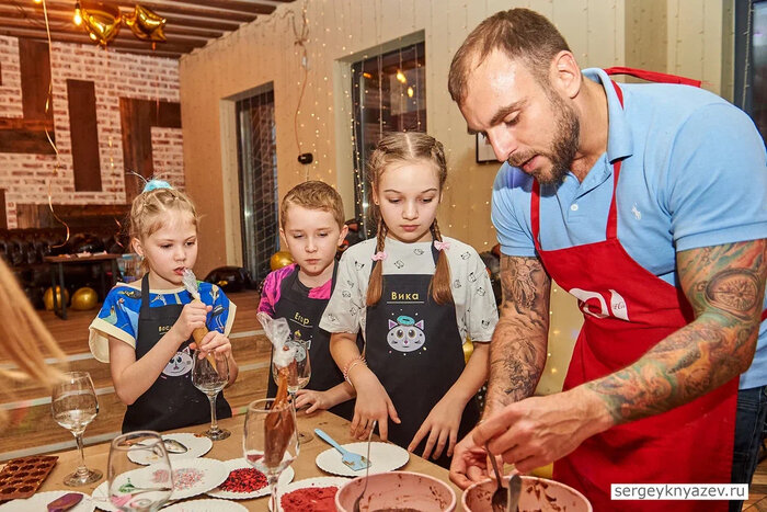 Листайте вправо, чтобы увидеть больше изображений