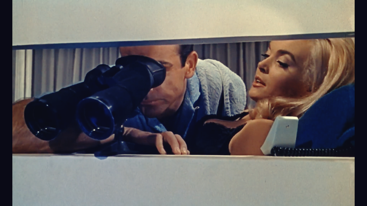Кадр из фильма "Голдфингер" (1964)
