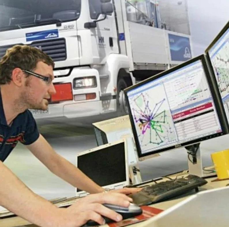 Транспортный экспедитор. Транспортный диспетчер. Перевозчик в логистике. Диспетчер автотранспорта. Организация перевозок.