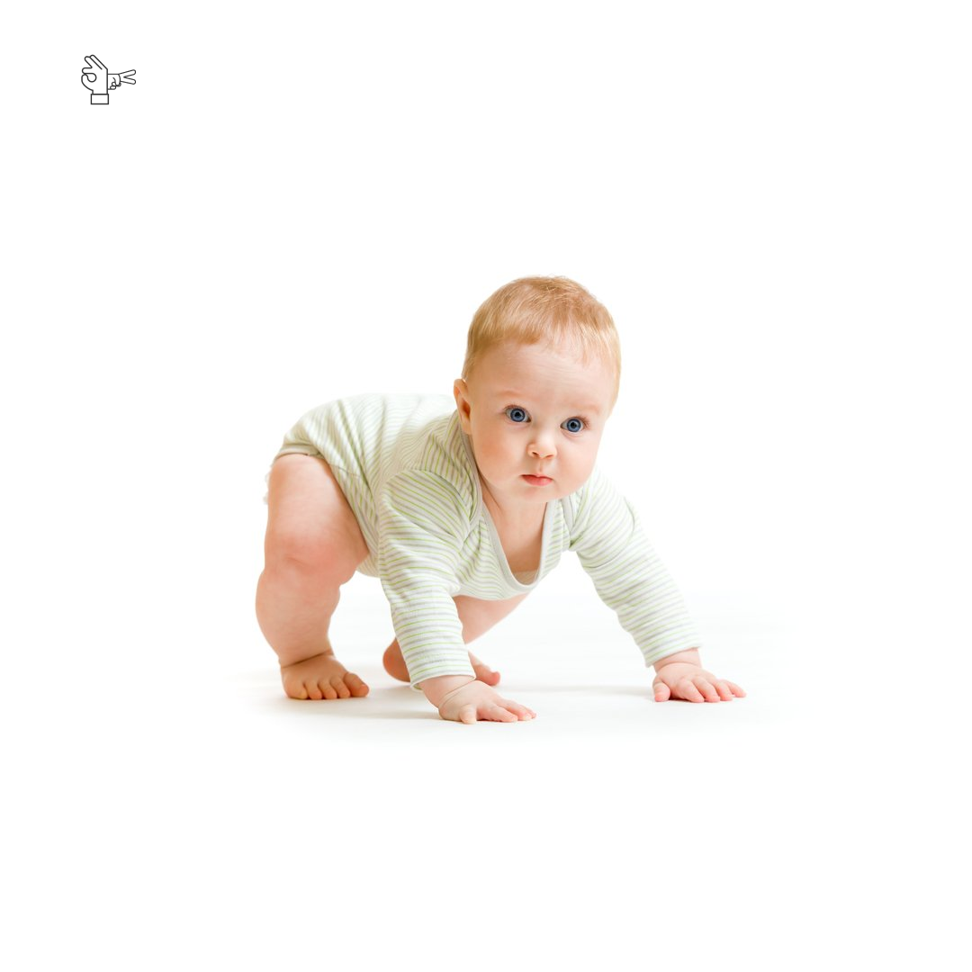 Ребёнок учится ходить