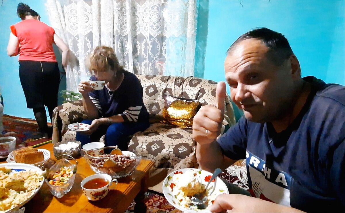 В Дагестане гостей обязательно накормят.