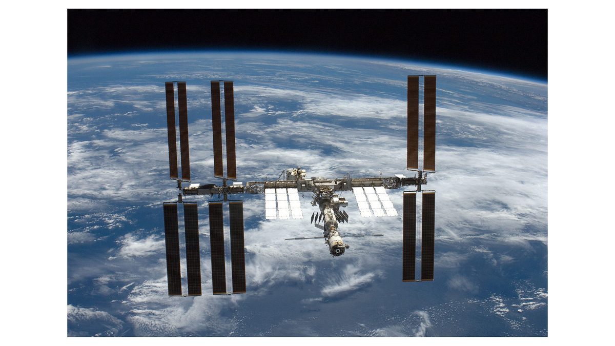    " Международная космическая станция© Роскосмос