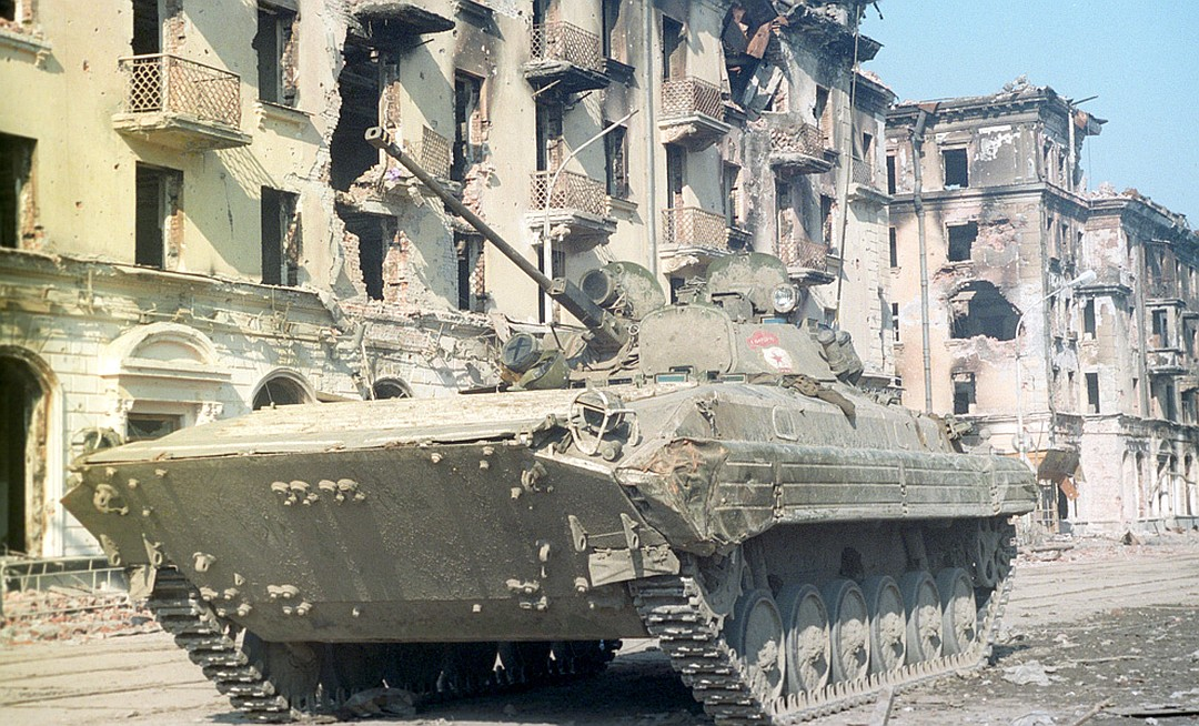 2 штурм грозного. Бой в грозном 31 декабря 1994. Город грозный чечня 1994 штурм. Чечня 1995 штурм грозного. Чечня 1994 штурм грозного.