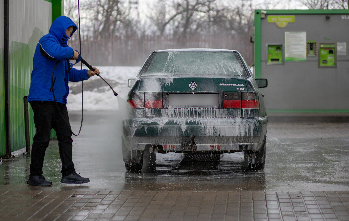 Самостоятельная мойка автомобиля